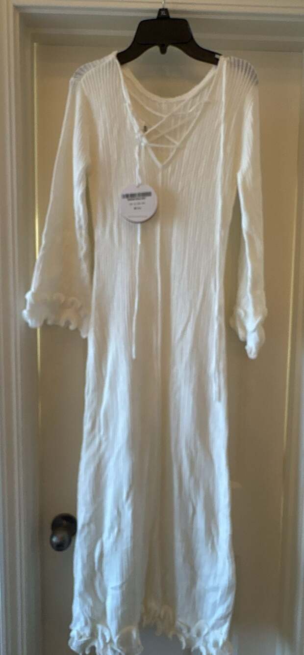 Selfie Leslie Wrenna Bell Sleeve Knit Maxi Dress White XS